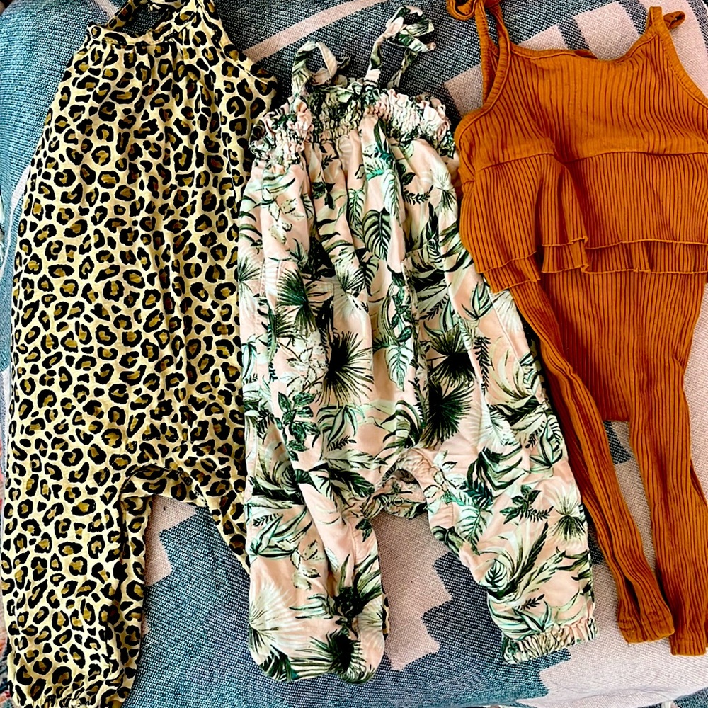 Bundle of jumpsuits